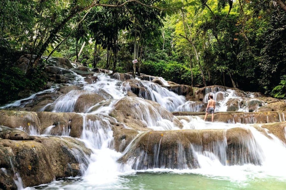 Jamaica: Full Day Dunn's River and Blue Hole with Lunch - Image 7