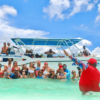 ⁦Saona Island: Full-Day Boat Tour with Drinks & Buffet Lunch⁩ – תמונה ⁦2⁩