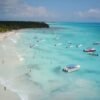 ⁦Santo Domingo: Catamaran with Snorkel, Open Bar and Lunch⁩ - الصورة ⁦4⁩